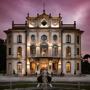 Borghi 4*, Varano Borghi Italia